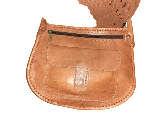 Bolso redondo de flecos