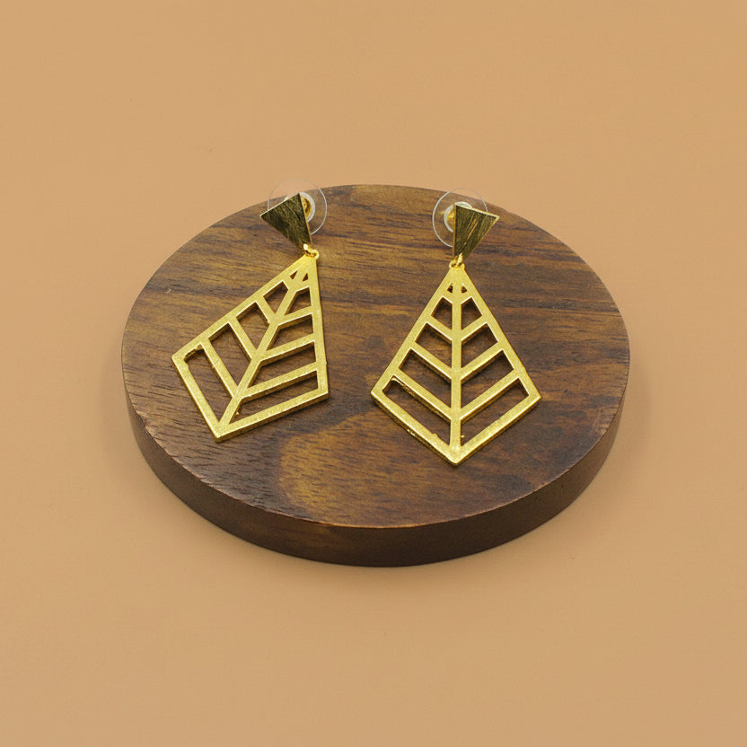 CHRISTIE gold-plated earrings - A design with character